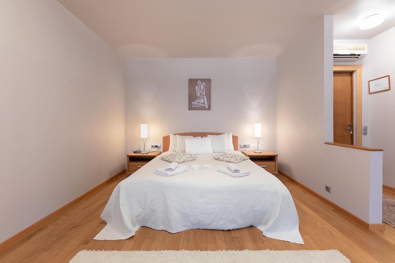 Room In Bb - Valensija - Suite For Two In Nice Hotel Юрмала Экстерьер фото