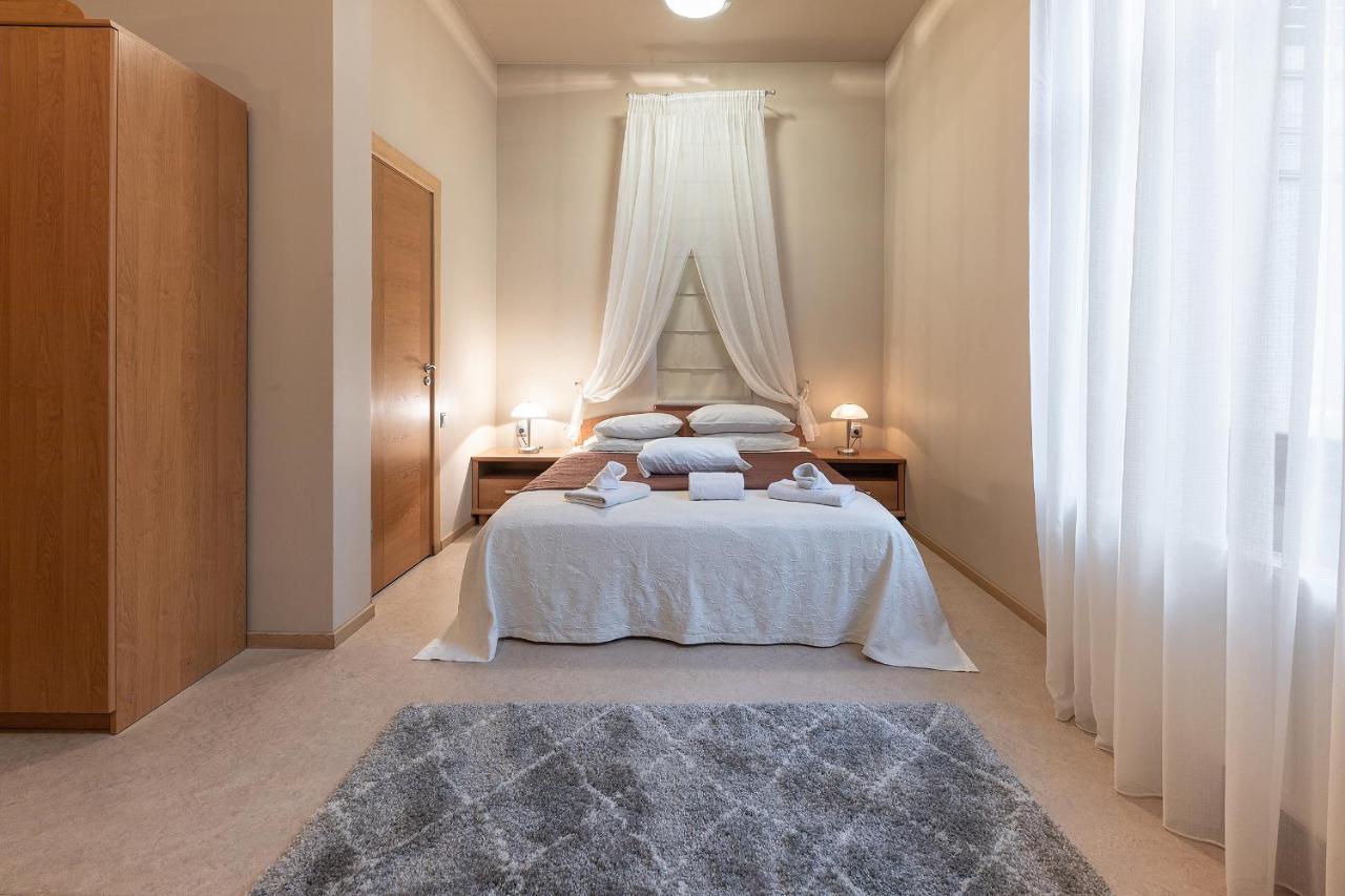 Room In Bb - Valensija - Suite For Two In Nice Hotel Юрмала Экстерьер фото